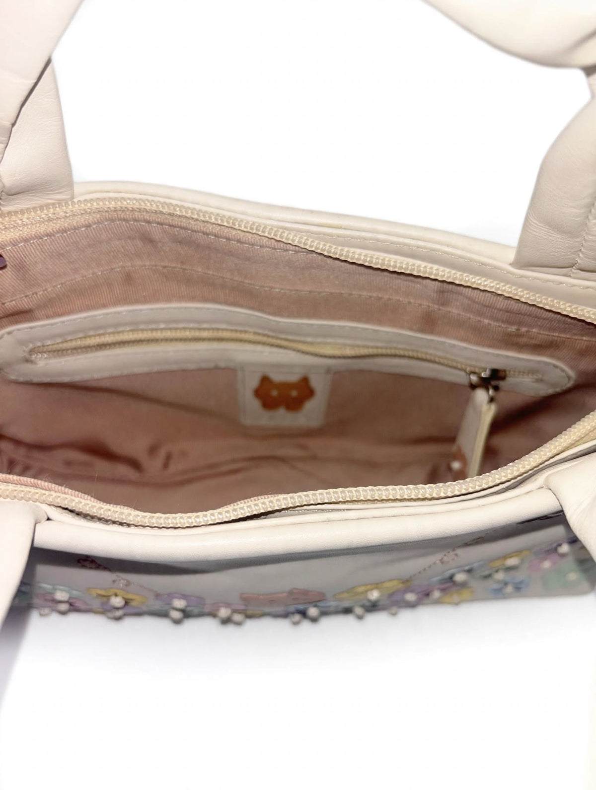 Ciccia Cream Leather Floral Appliqué Handbag – Cat & Butterfly Detail
