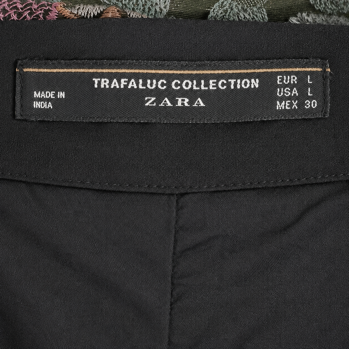 Zara Trafaluc Embroidered High-Waisted Shorts – Black & Gold | L