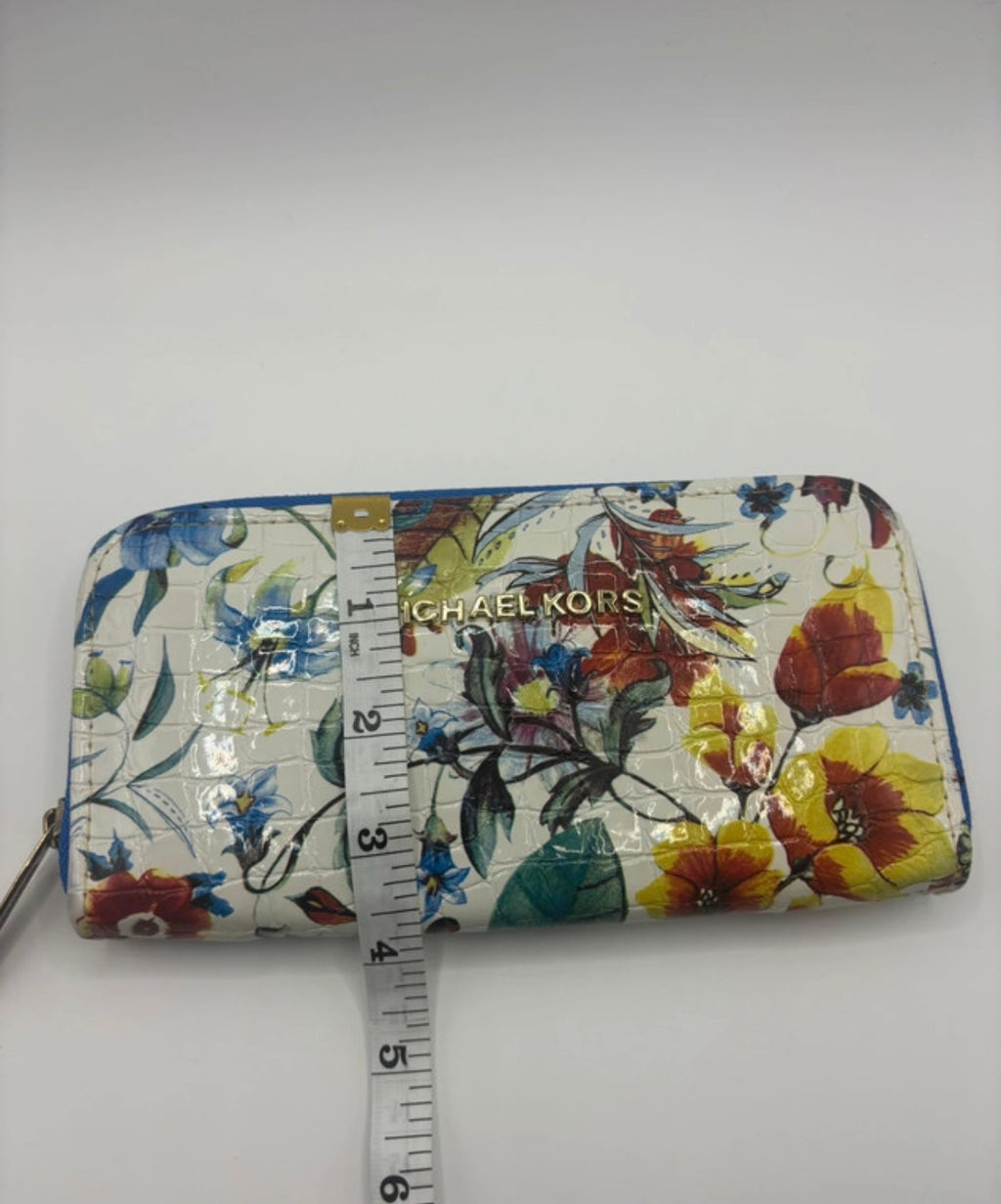 Michael Kors Floral Zip-Around Wallet – White Multicolour