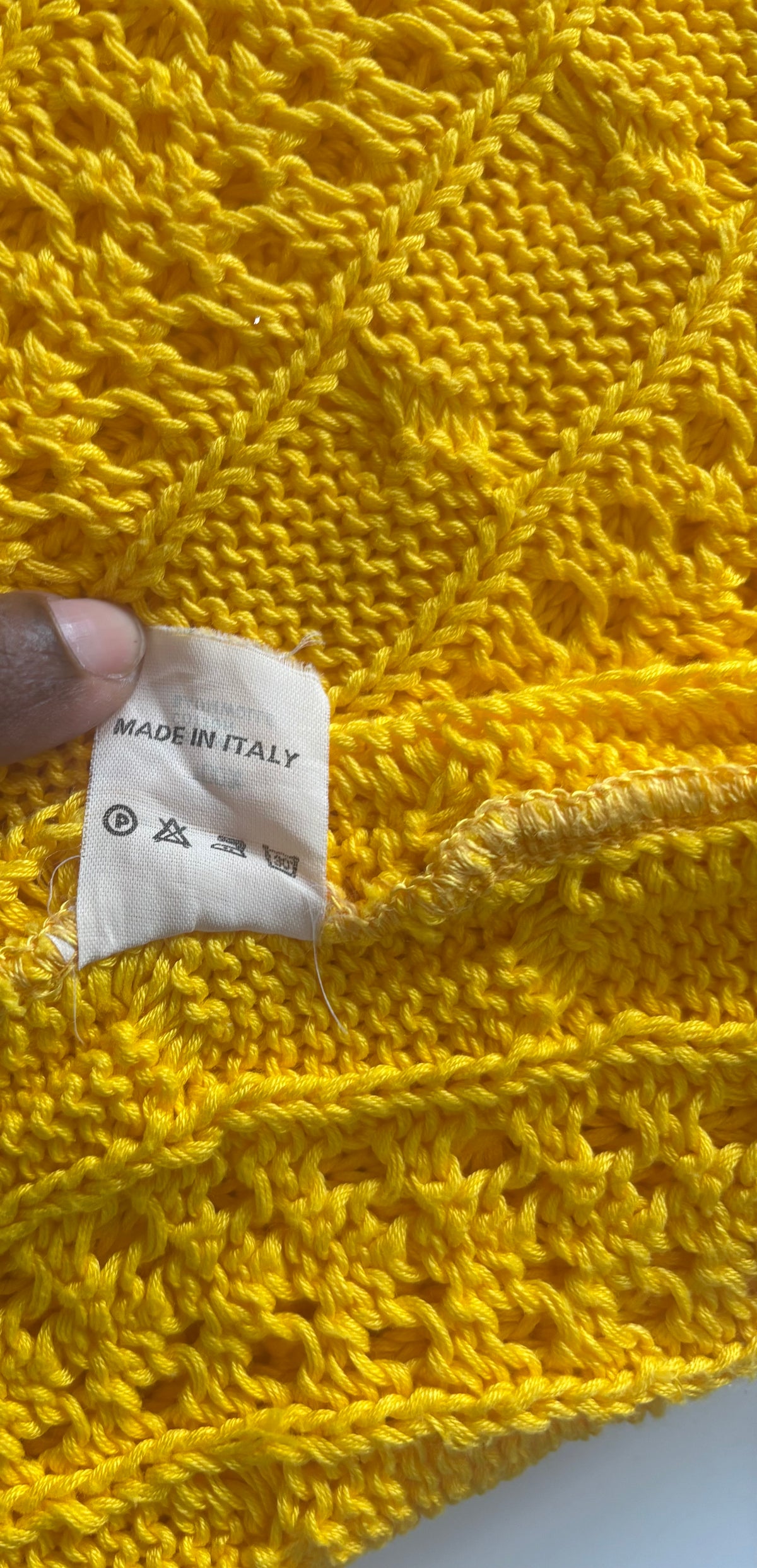 Poster Made in Italy Yellow Cotton Openwork Cable Knit Jumper – Medium