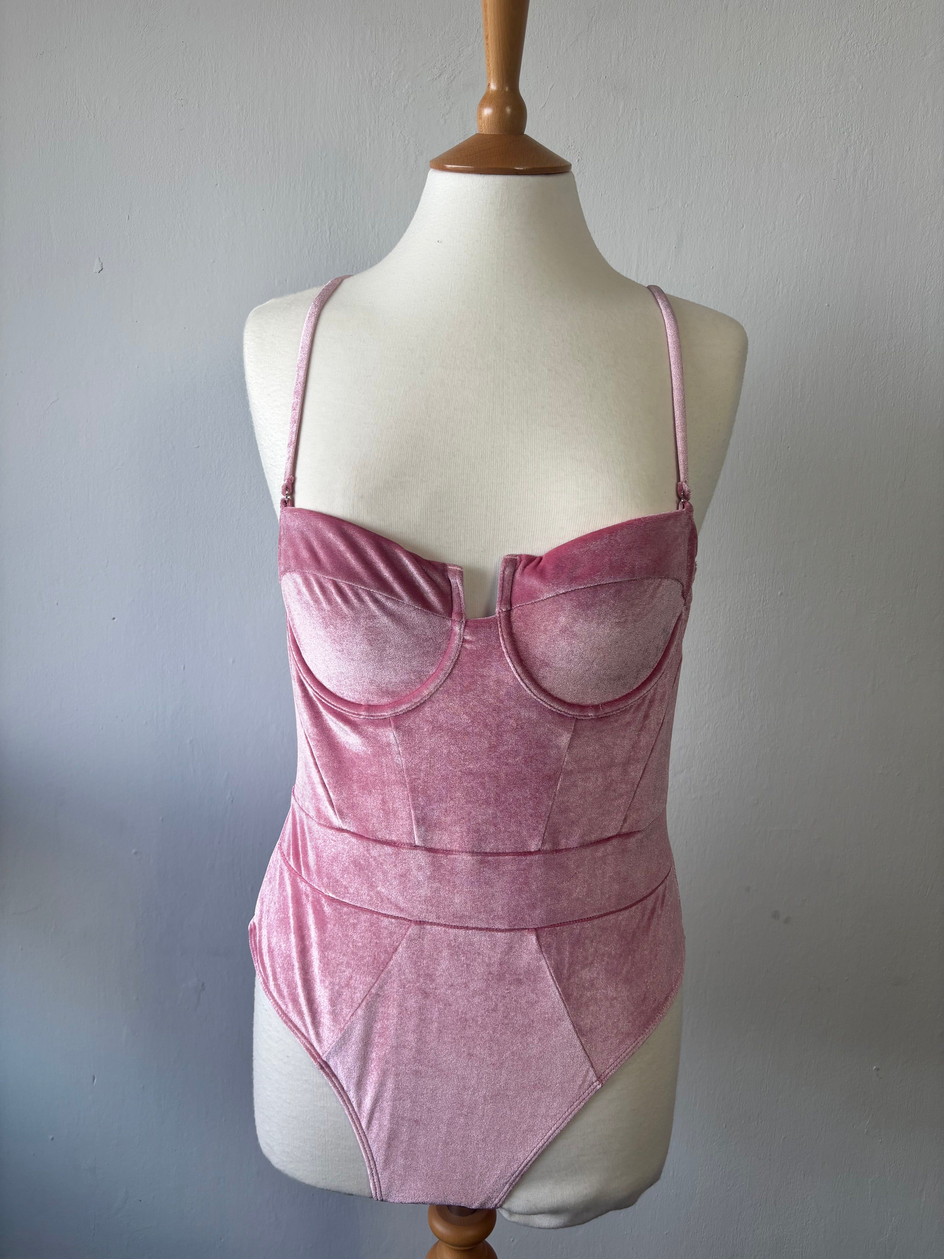 Zaful Pink Velvet Bodysuit – Underwired Y2K Party Top – UK 12–14