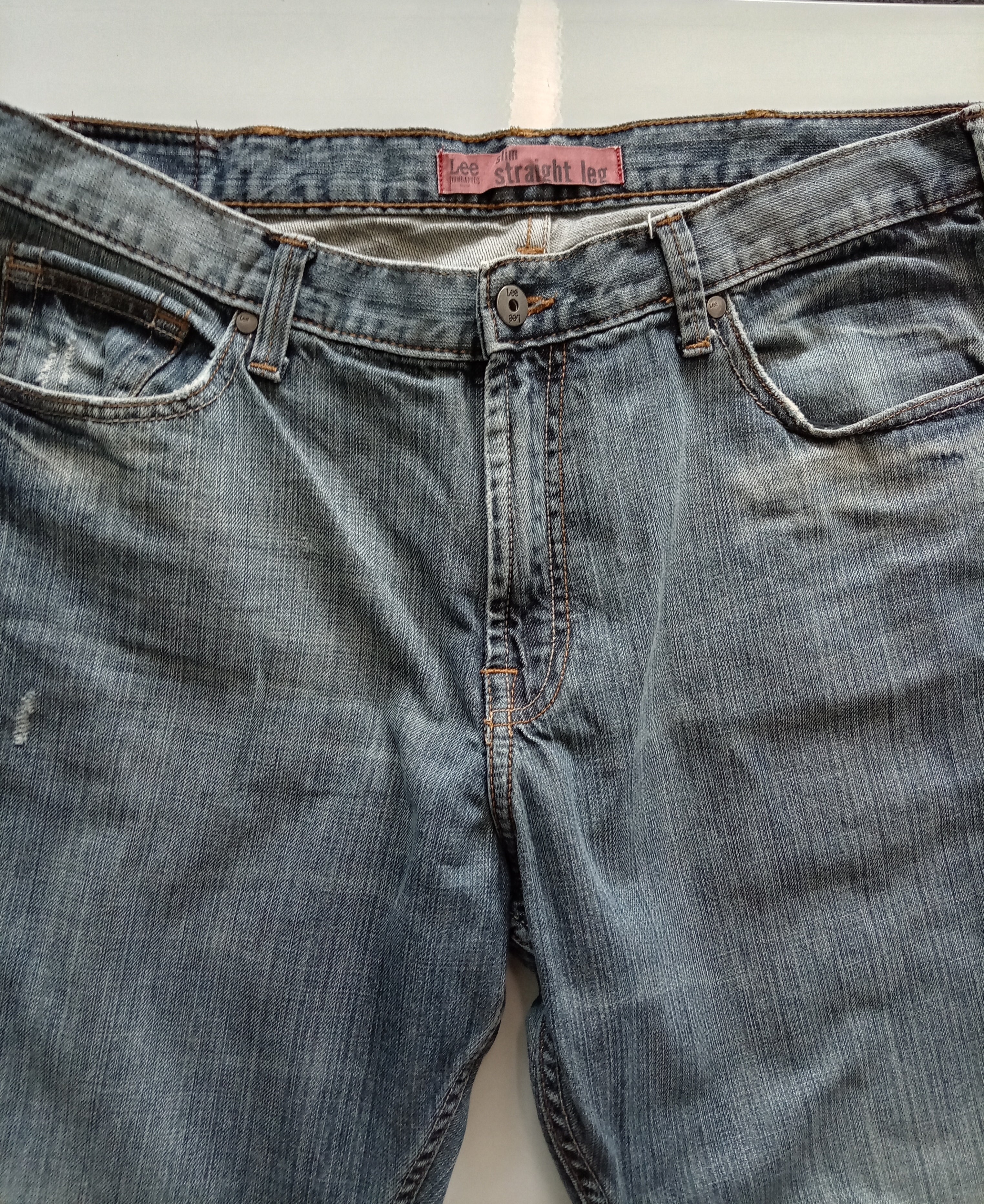 Lee Straight Leg Jeans – Faded Blue (W34 L30)