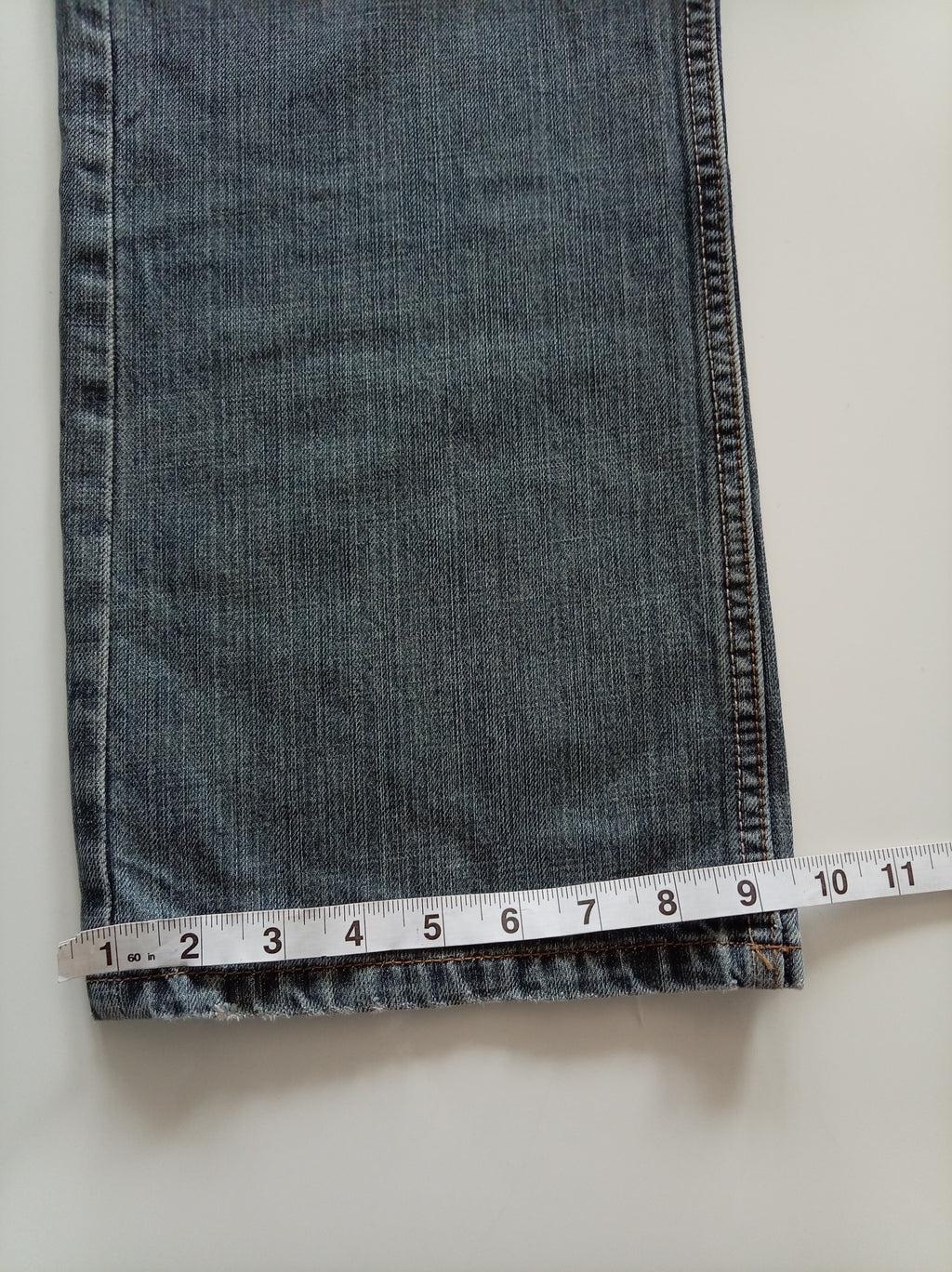 Lee Straight Leg Jeans – Faded Blue (W34 L30)