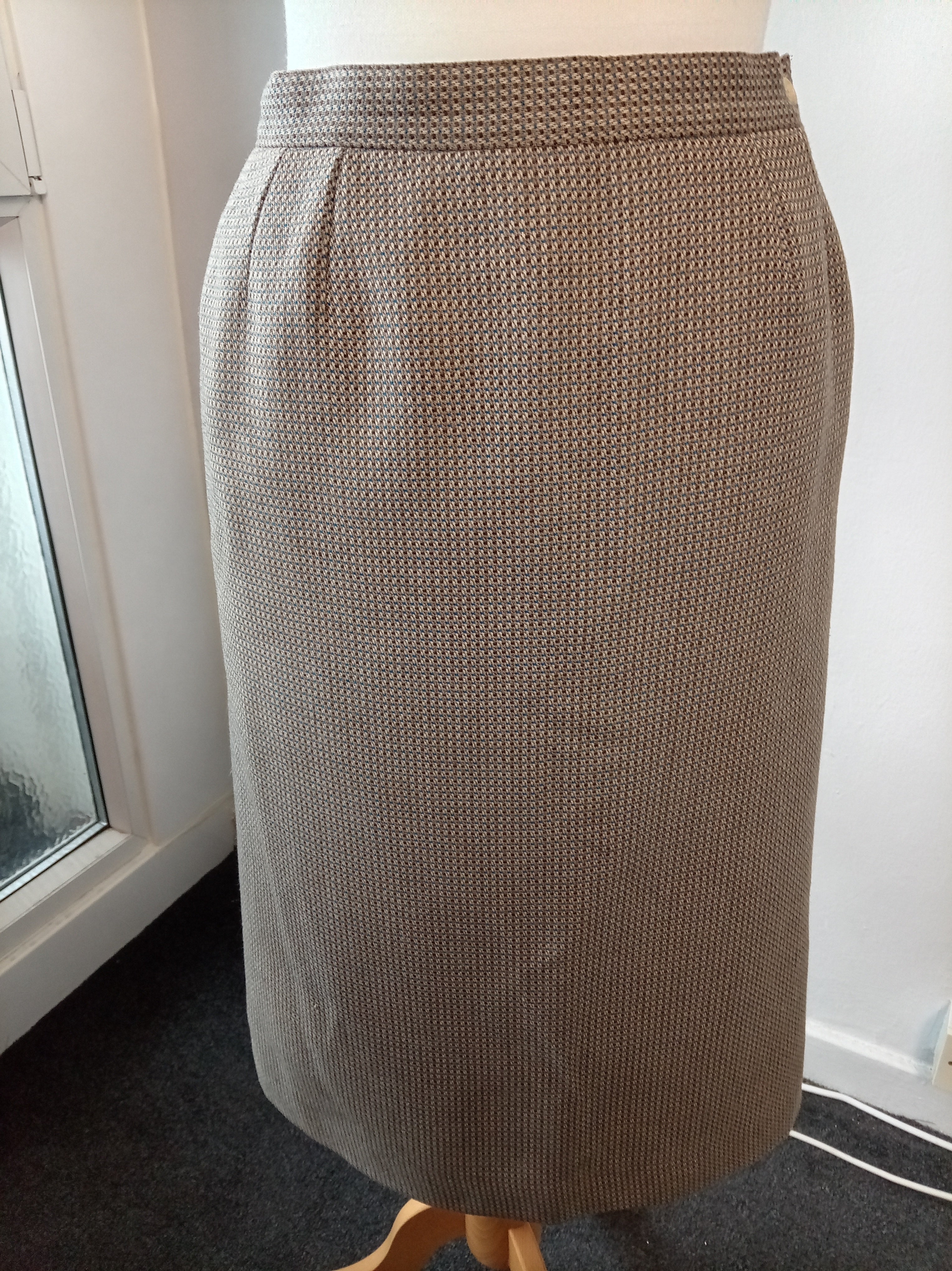 Vintage Wool Blend Pencil Skirt – UK 12
