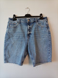 River Island Plus Light Wash Denim Shorts – UK 18