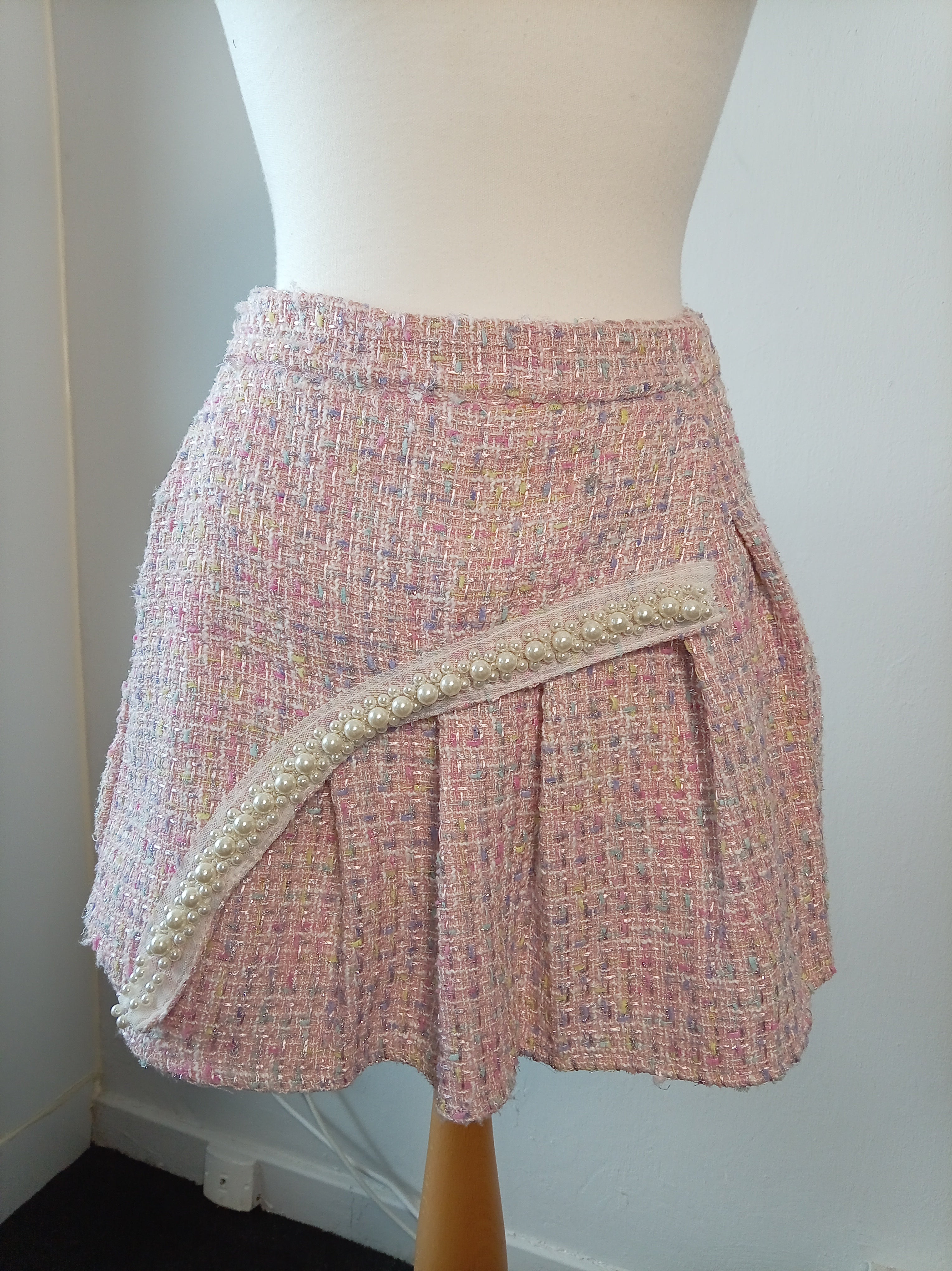 Pink Tweed Pearl Detail Pleated Mini Skirt Size L Unbranded