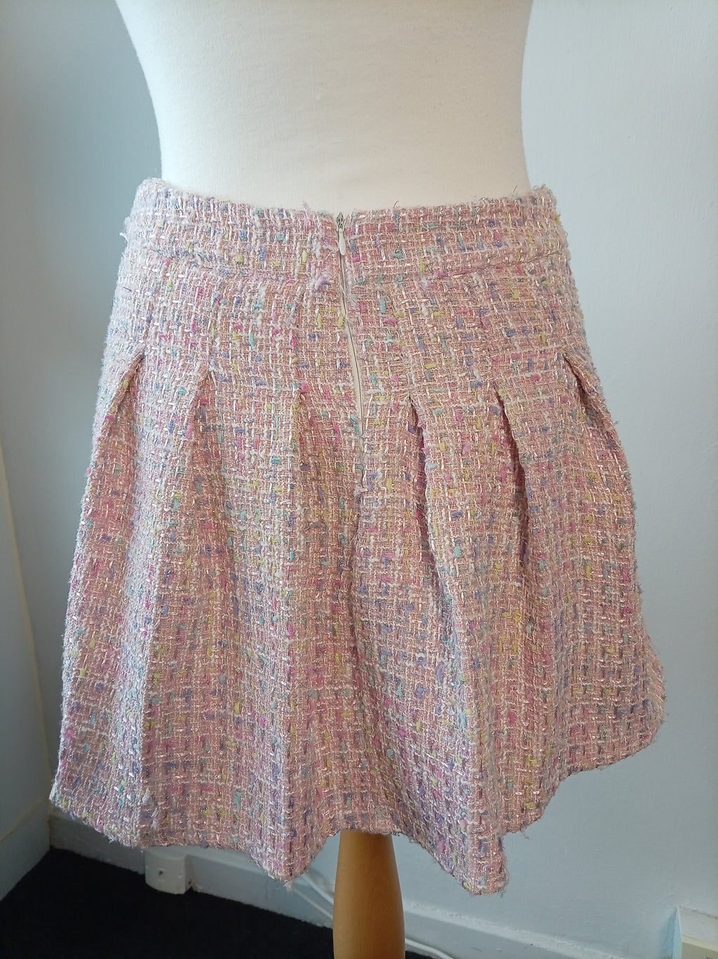Pink Tweed Pearl Detail Pleated Mini Skirt Size L Unbranded