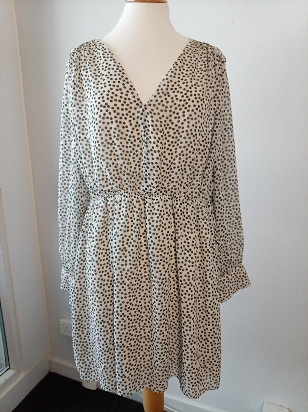 H&M White Black Polka Dot Long Sleeve Smock Mini Dress XL