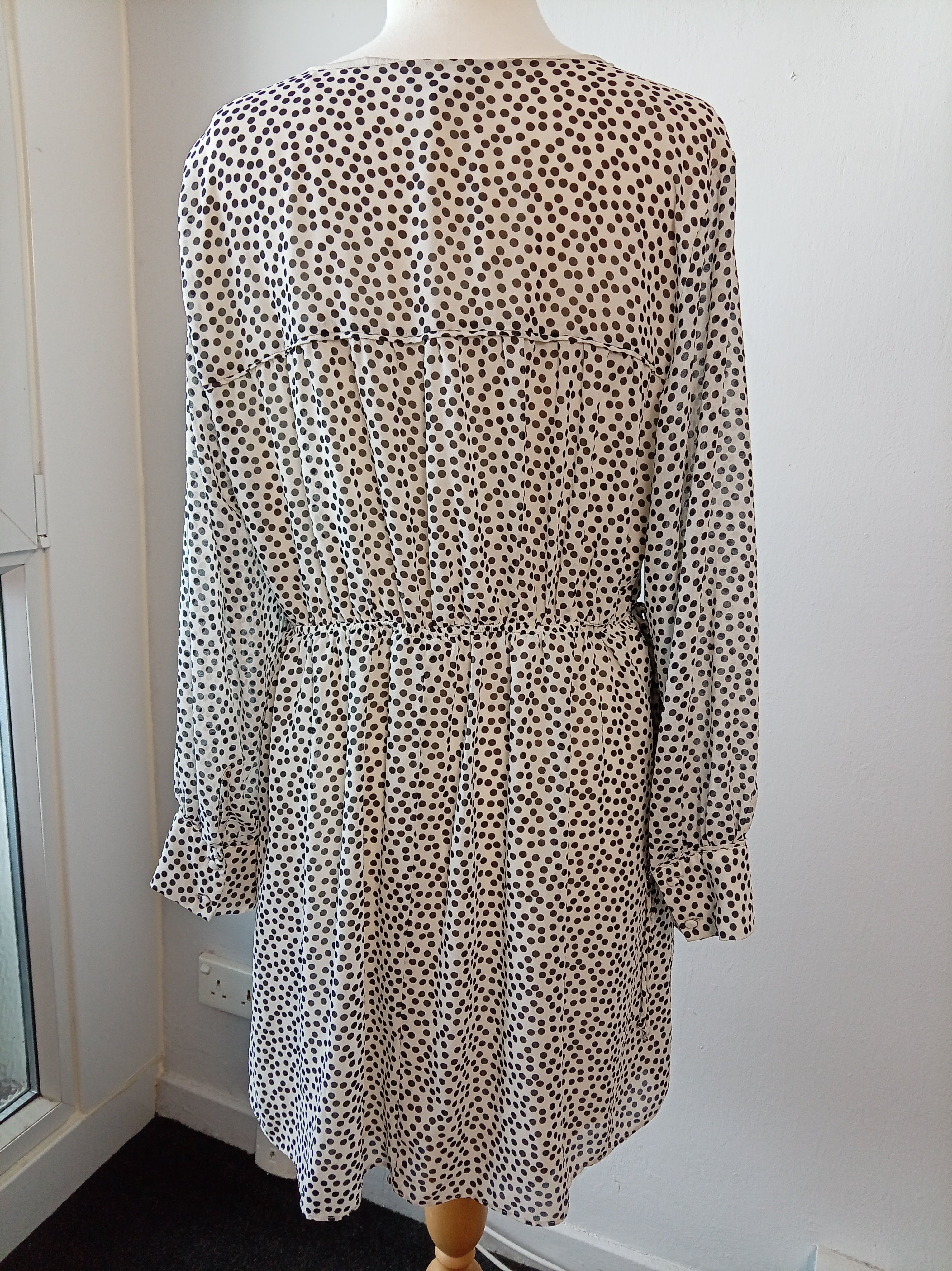 H&M White Black Polka Dot Long Sleeve Smock Mini Dress XL