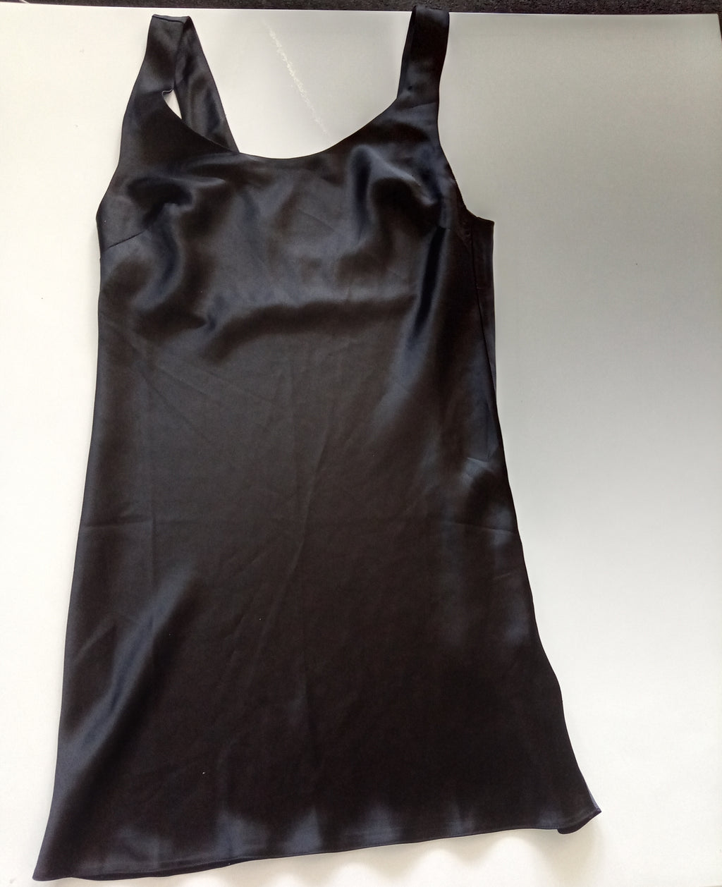 ASOS Design Black Satin Mini Shift Dress – UK 14