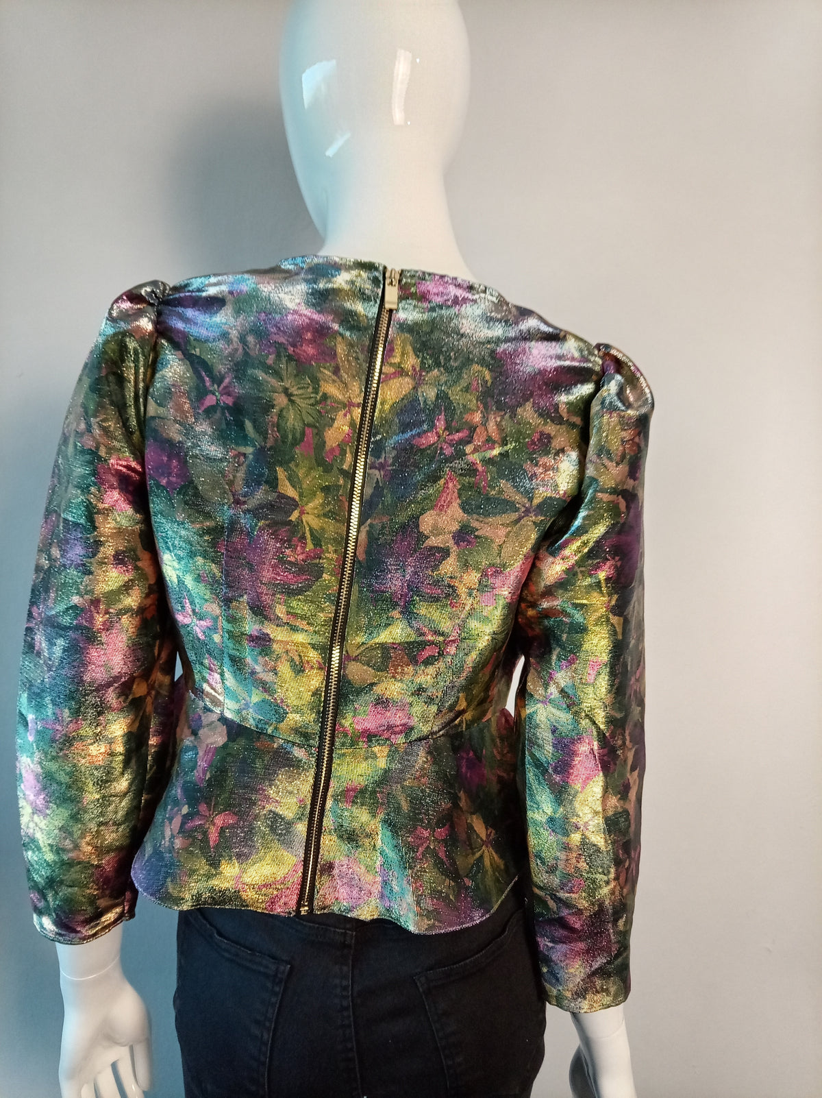 River Island Boutique Luxe Metallic Floral Peplum Top – UK 12 – BNWT