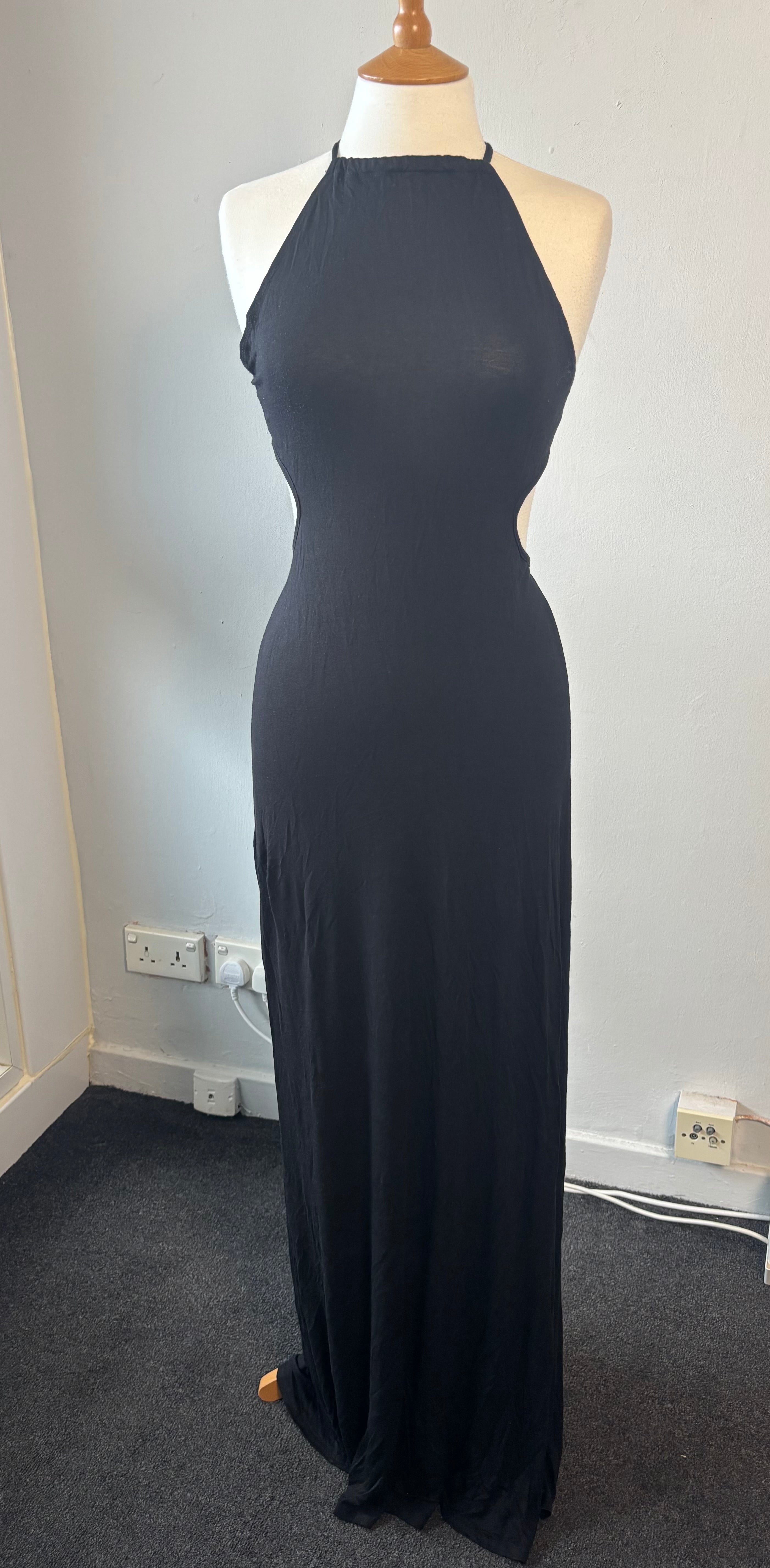 Missguided Black Cut-Out Backless Maxi Dress – Bodycon (UK 12)