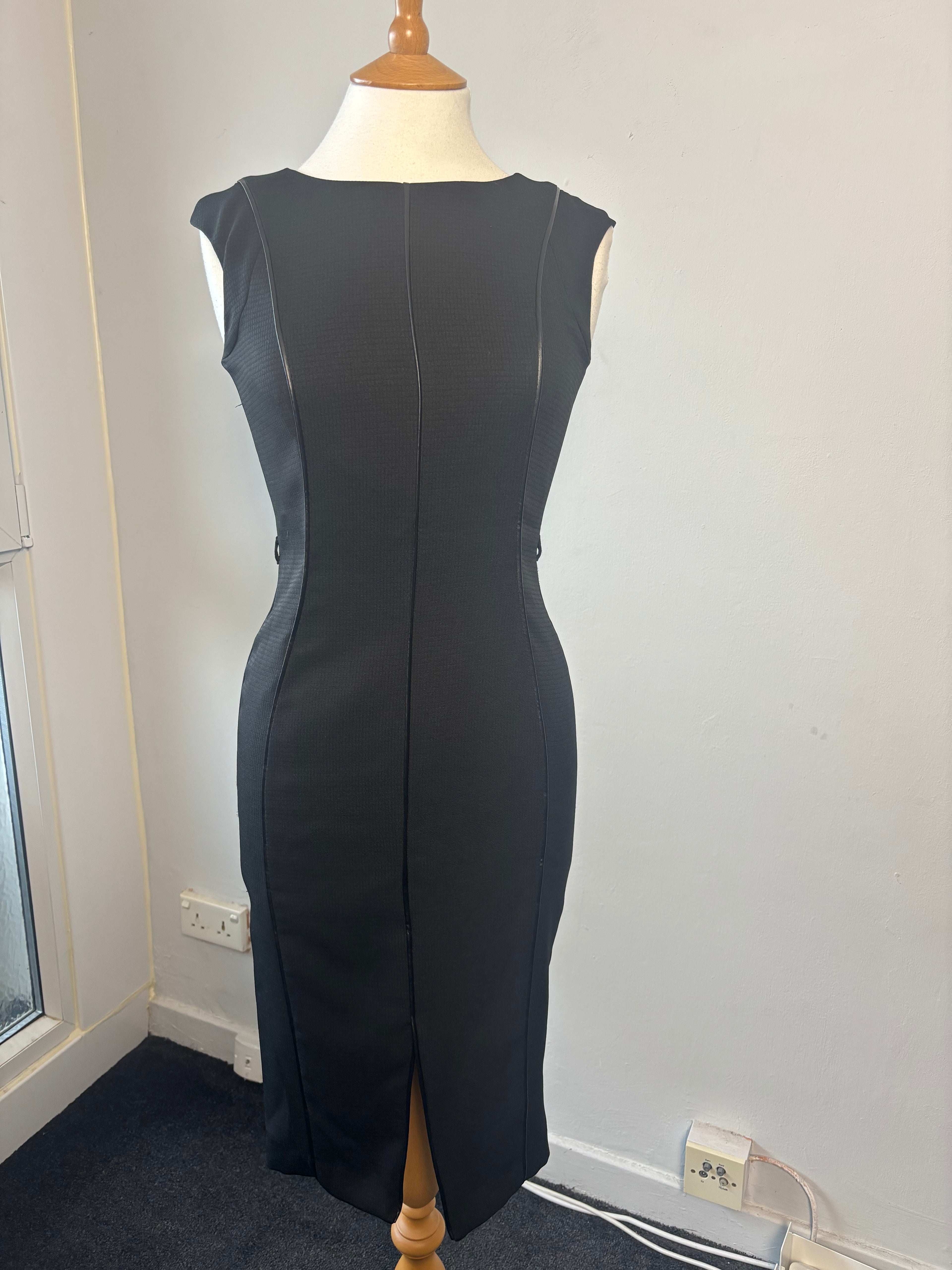 Black Bodycon Midi Dress – Sleeveless Panelled Fit (UK 6)