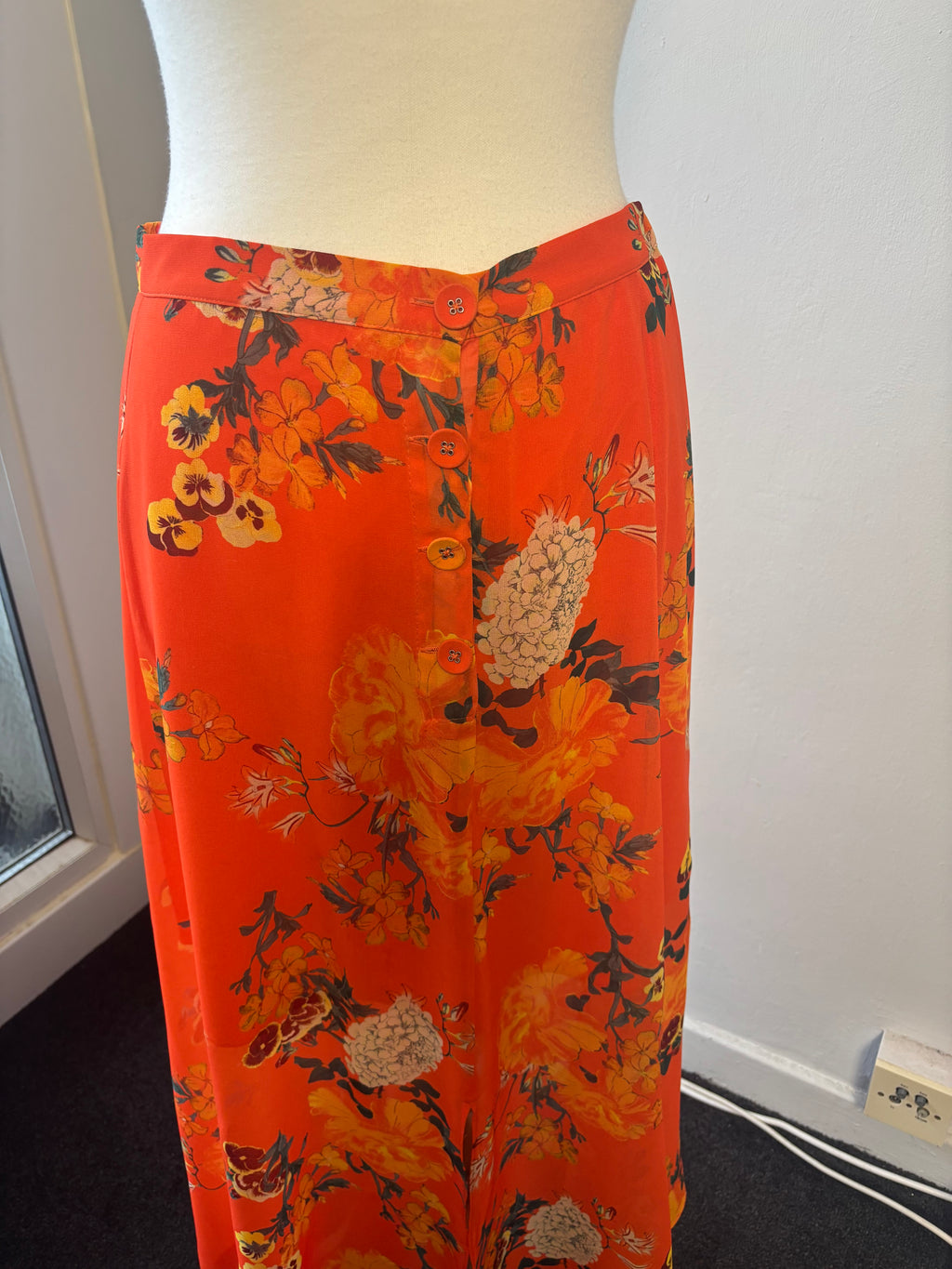 Karen Millen Orange Floral Midi Skirt – Button Front Floaty (UK 12)