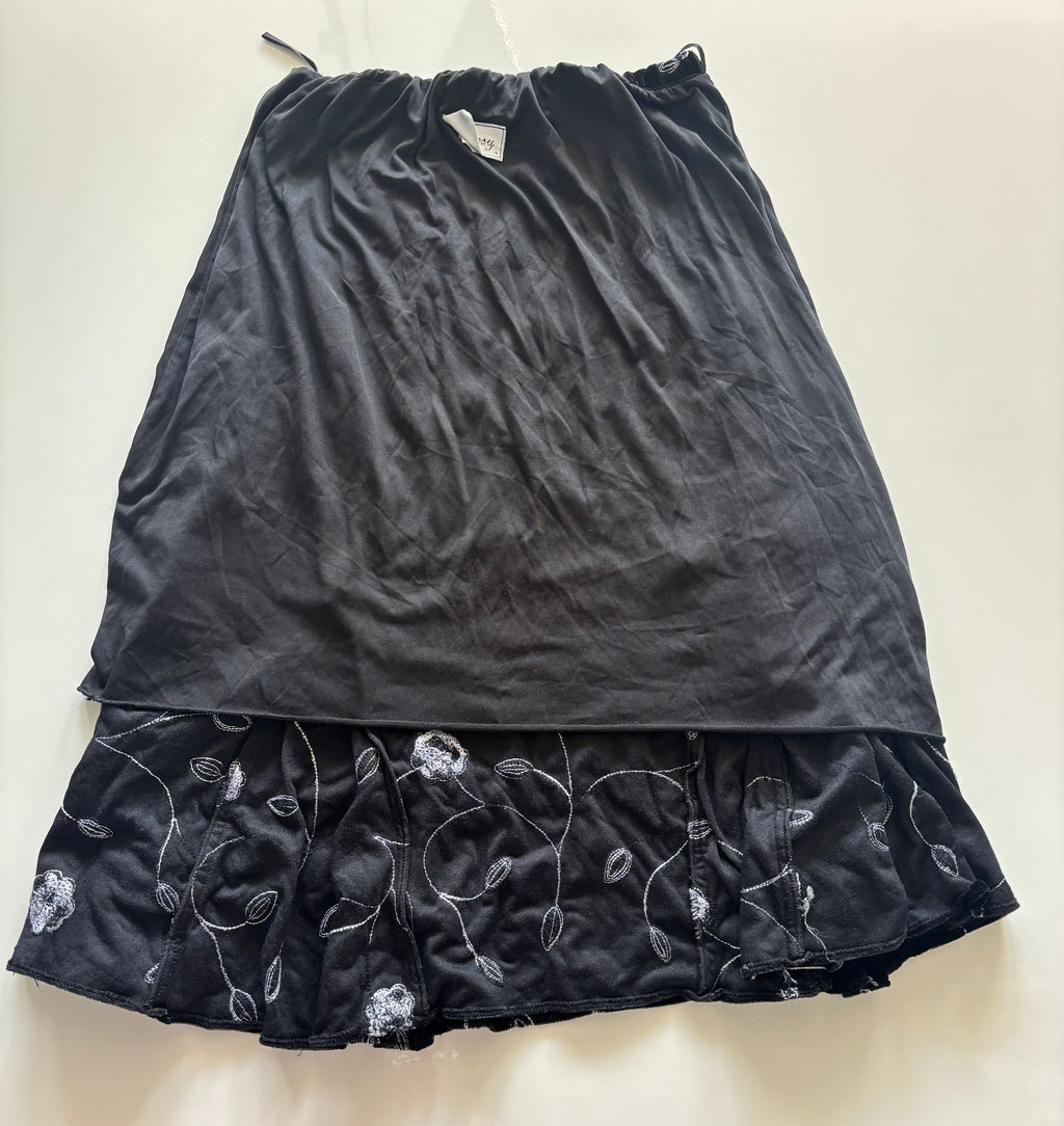 Black Velvet Embroidered Midi Skirt – UK 16