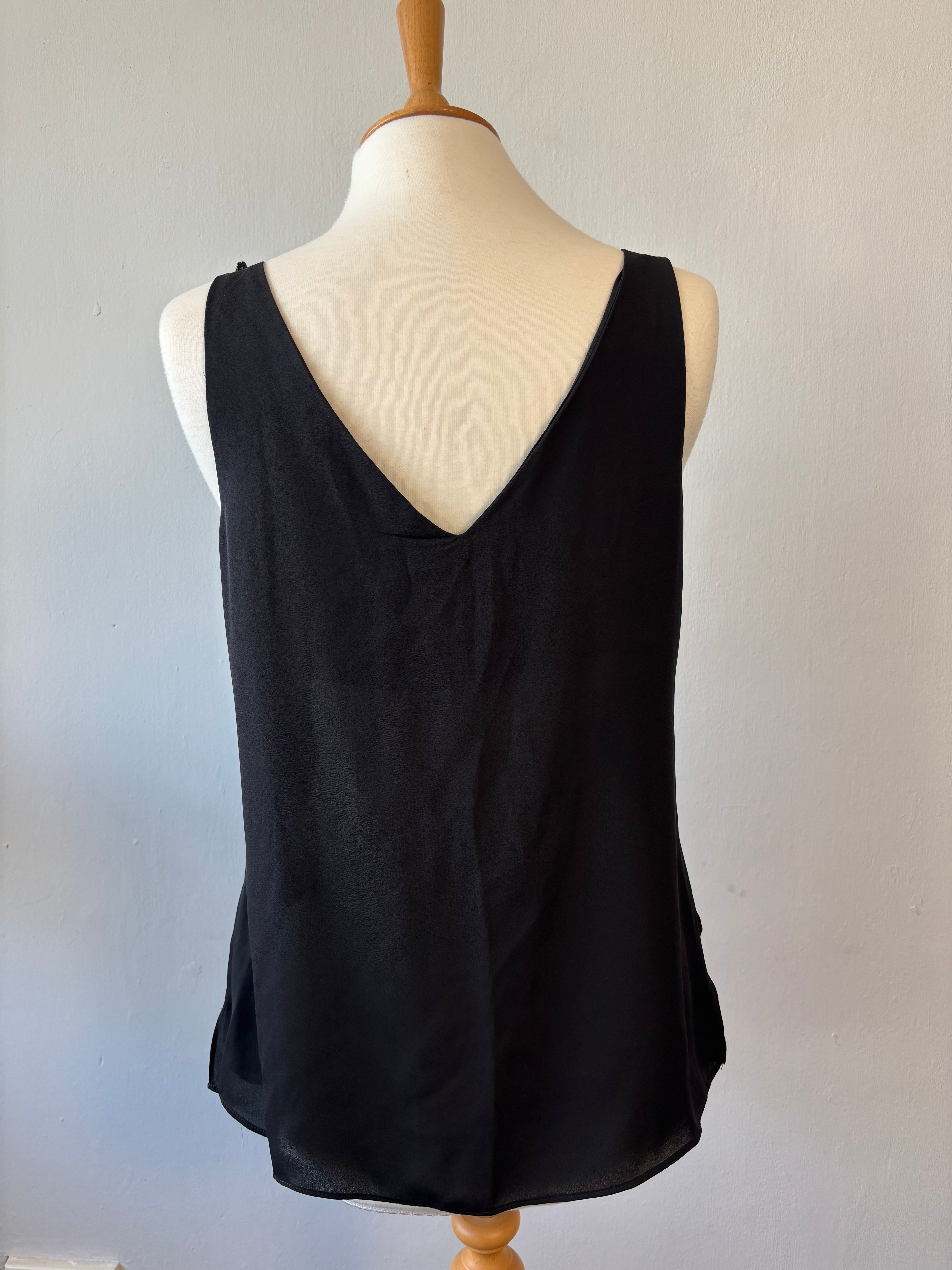 Wallis Black Ruffle Front Sleeveless Top – UK 12