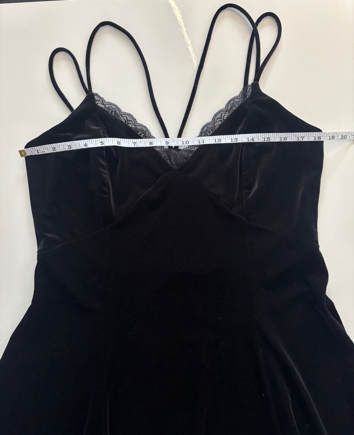 Black Velvet Lace Trim Strappy Nightdress – Size Unknown