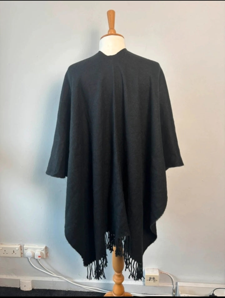 Next Black Knitted Cape Poncho with Toggle Fastening & Fringed Hem – One Size
