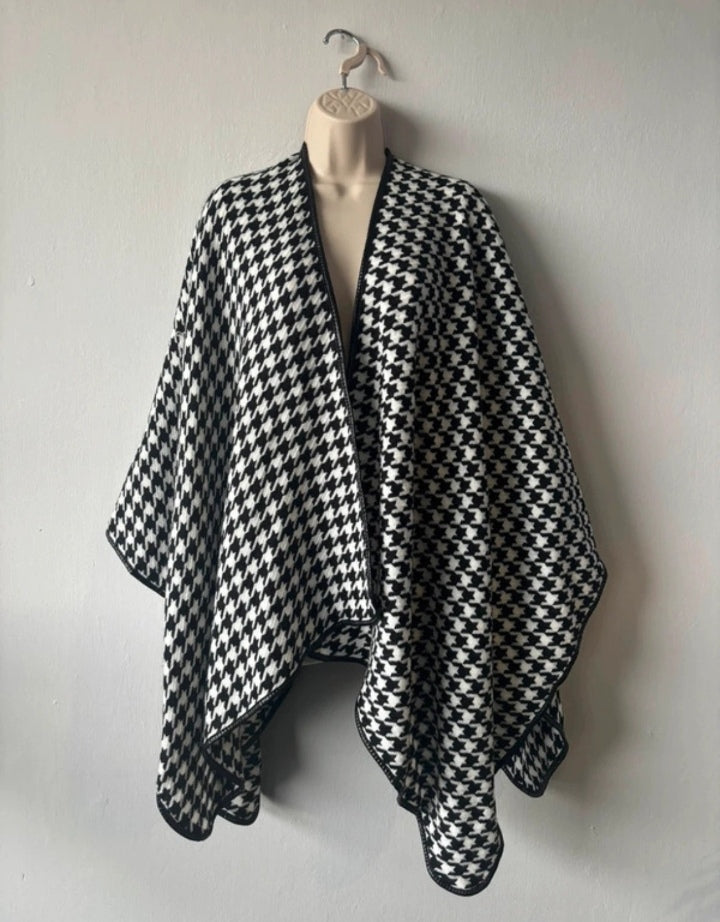 Select Black & White Houndstooth Cape Poncho – One Size