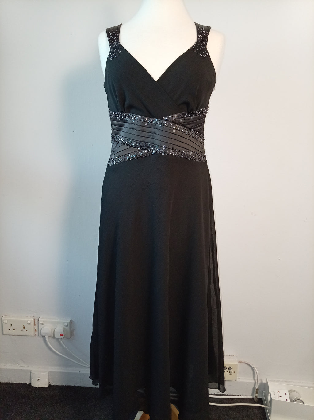 Next Black Embellished V-Neck Occasion Dress – UK 10 / EU 38