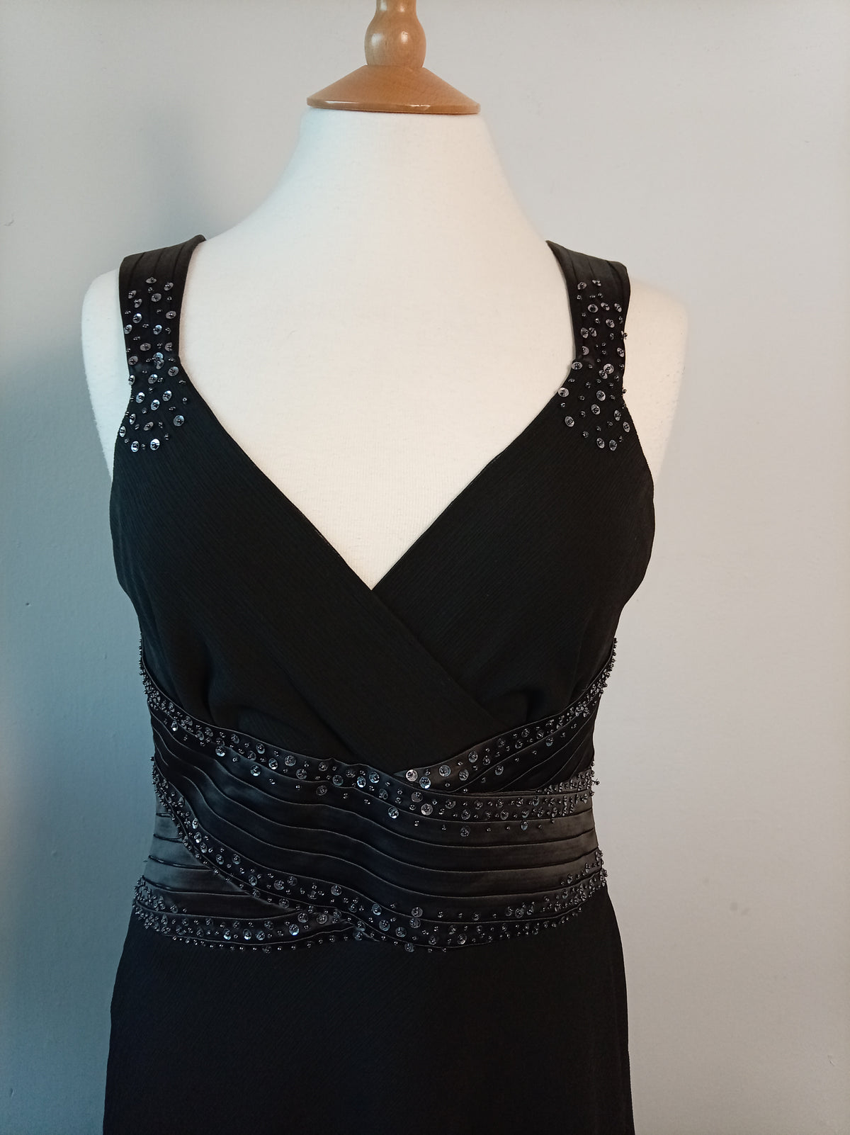 Next Black Embellished V-Neck Occasion Dress – UK 10 / EU 38
