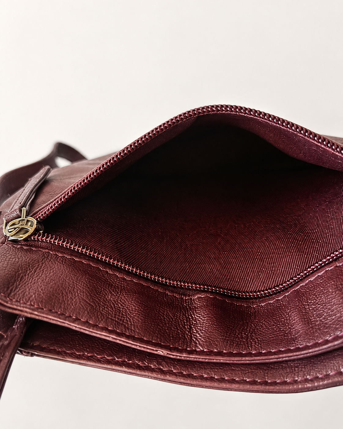 Ashwood Genuine Leather Crossbody Bag – Burgundy