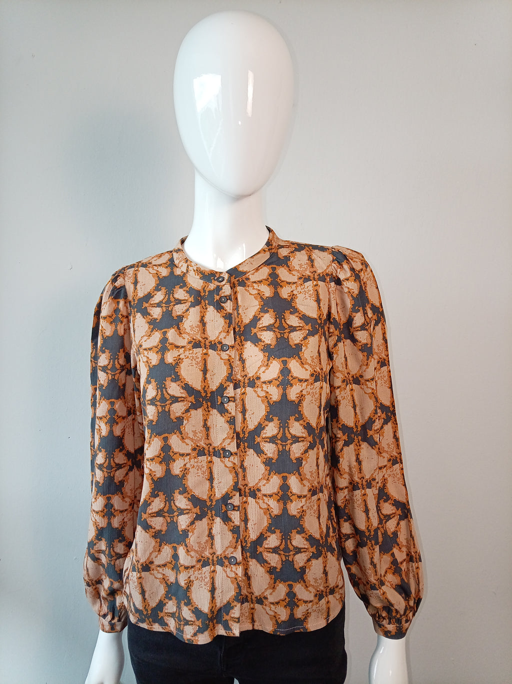 BNWT By-Bar Girls Rikki Batik Blouse | Peach & Charcoal Print | Size 14