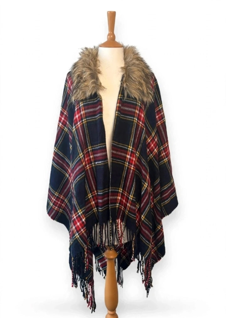 River Island Tartan Check Faux Fur Collar Blanket Cape Poncho – One Size